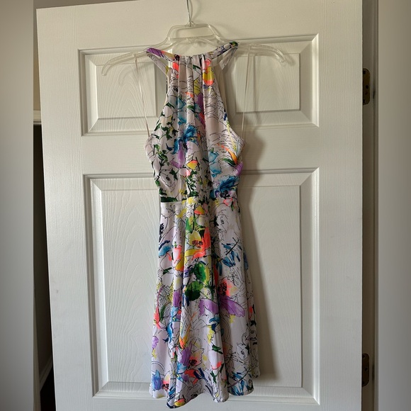 Express Floral Print A Line skater dress size 0 - Picture 3 of 6